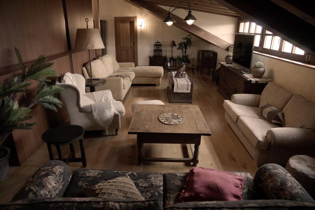 Villa La Casona del Tormes Almenara de Tormes Esterno foto
