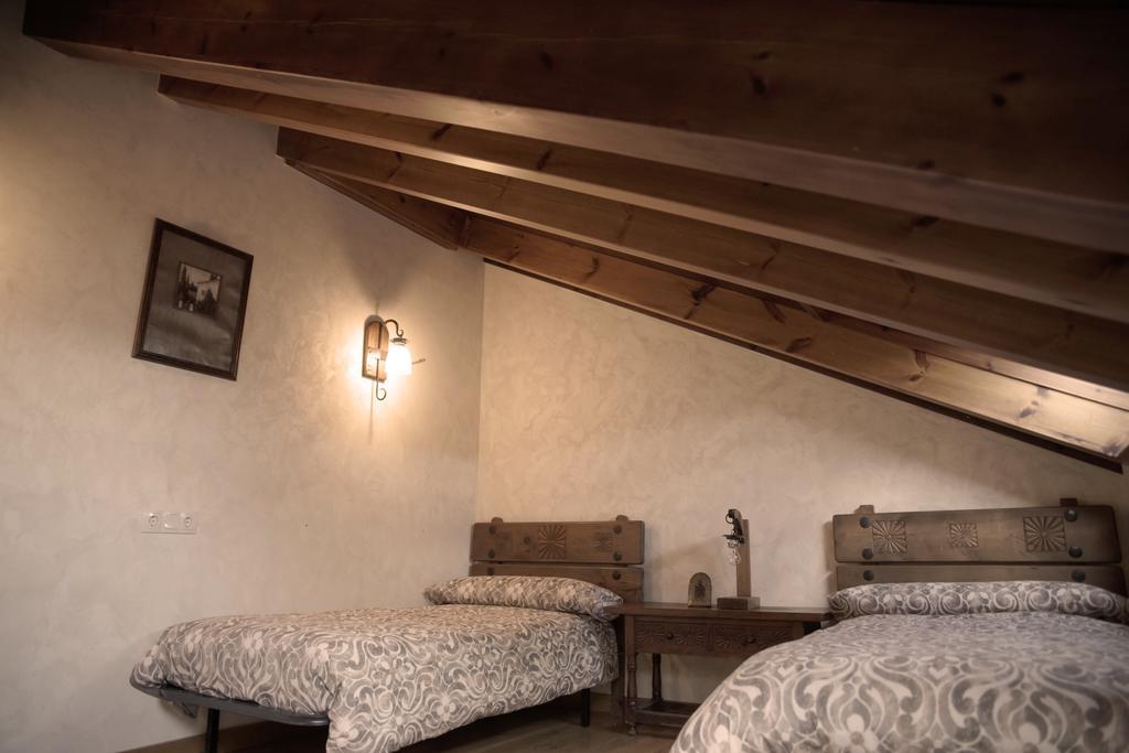 Villa La Casona del Tormes Almenara de Tormes Esterno foto