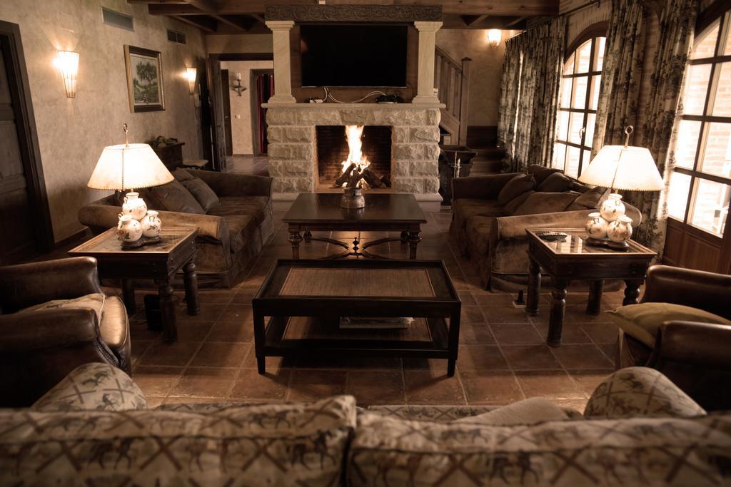 Villa La Casona del Tormes Almenara de Tormes Esterno foto