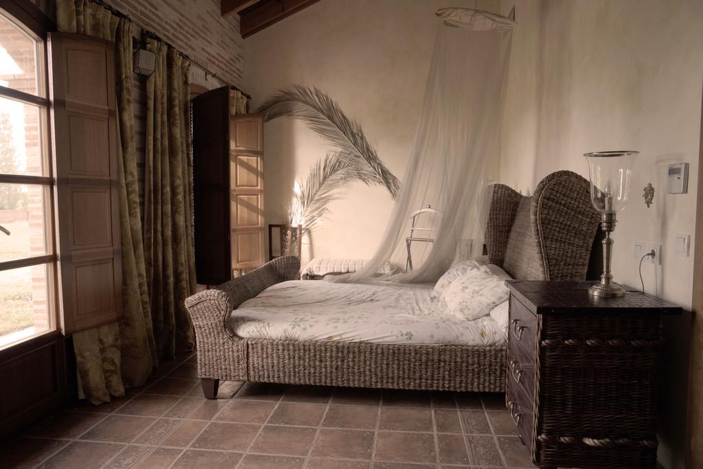 Villa La Casona del Tormes Almenara de Tormes Esterno foto